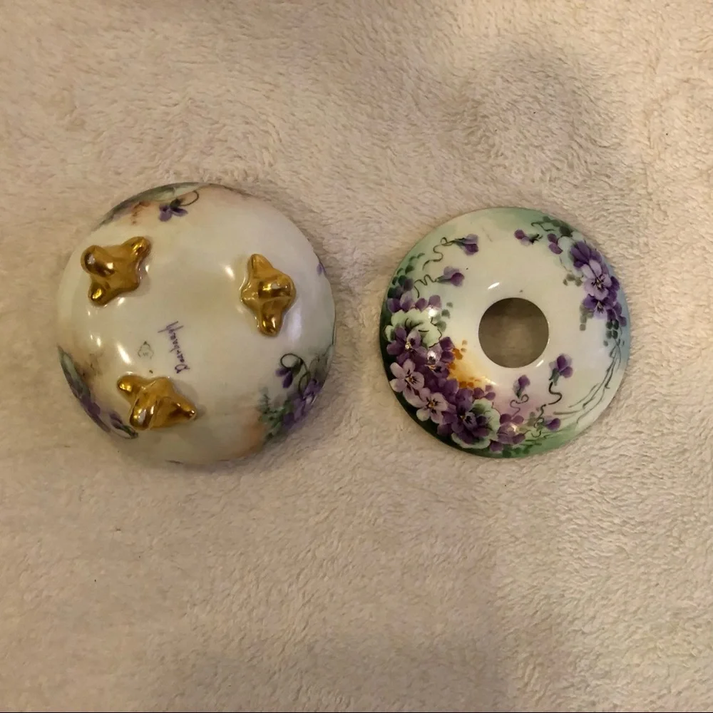 Porcelain Floral Pattern Hair Receiver GUC